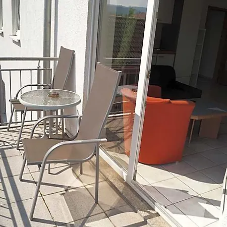 Otel Mosel Ferienresidenz Zickzack Farschweiler